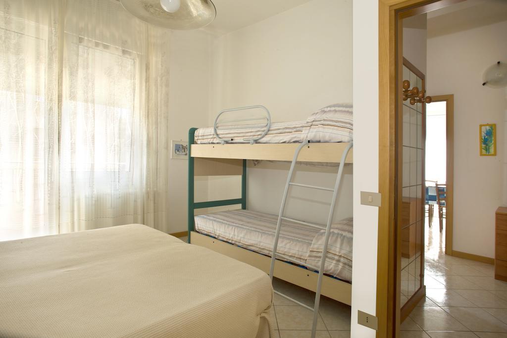 Villa Hanna Lido di Jesolo Rum bild