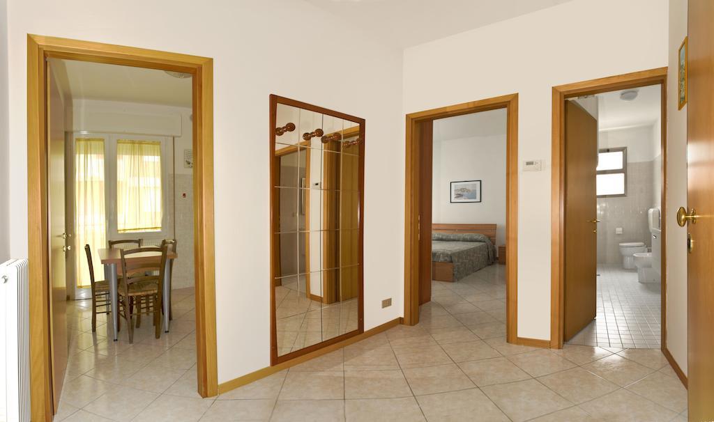 Villa Hanna Lido di Jesolo Rum bild