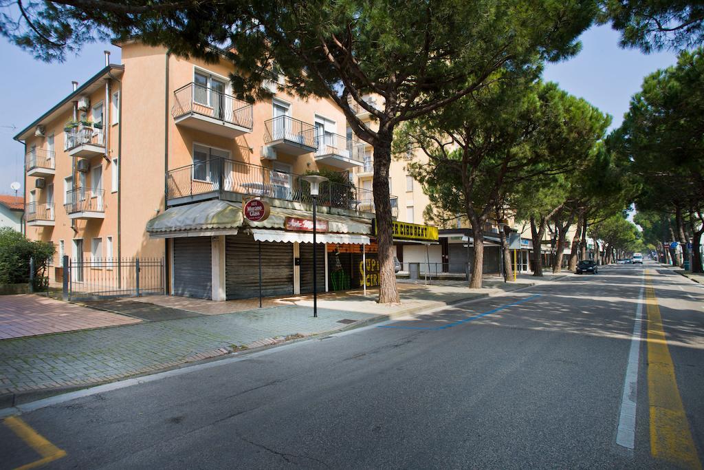 Villa Hanna Lido di Jesolo Exteriör bild